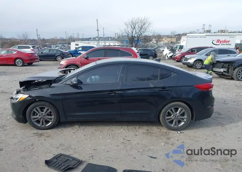 2017 Hyundai Elantra Se z USA, uszkodzony, nr VIN 5NPD84LF1HH211014